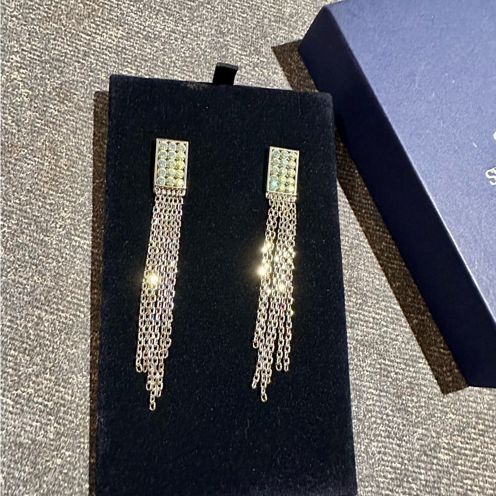 Swarovski Galore - Chic Silver Waterfall Earrings